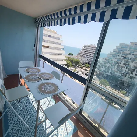 Apartment Lumineux Avec Vue Sur A 50 M De La Et Du Centre *